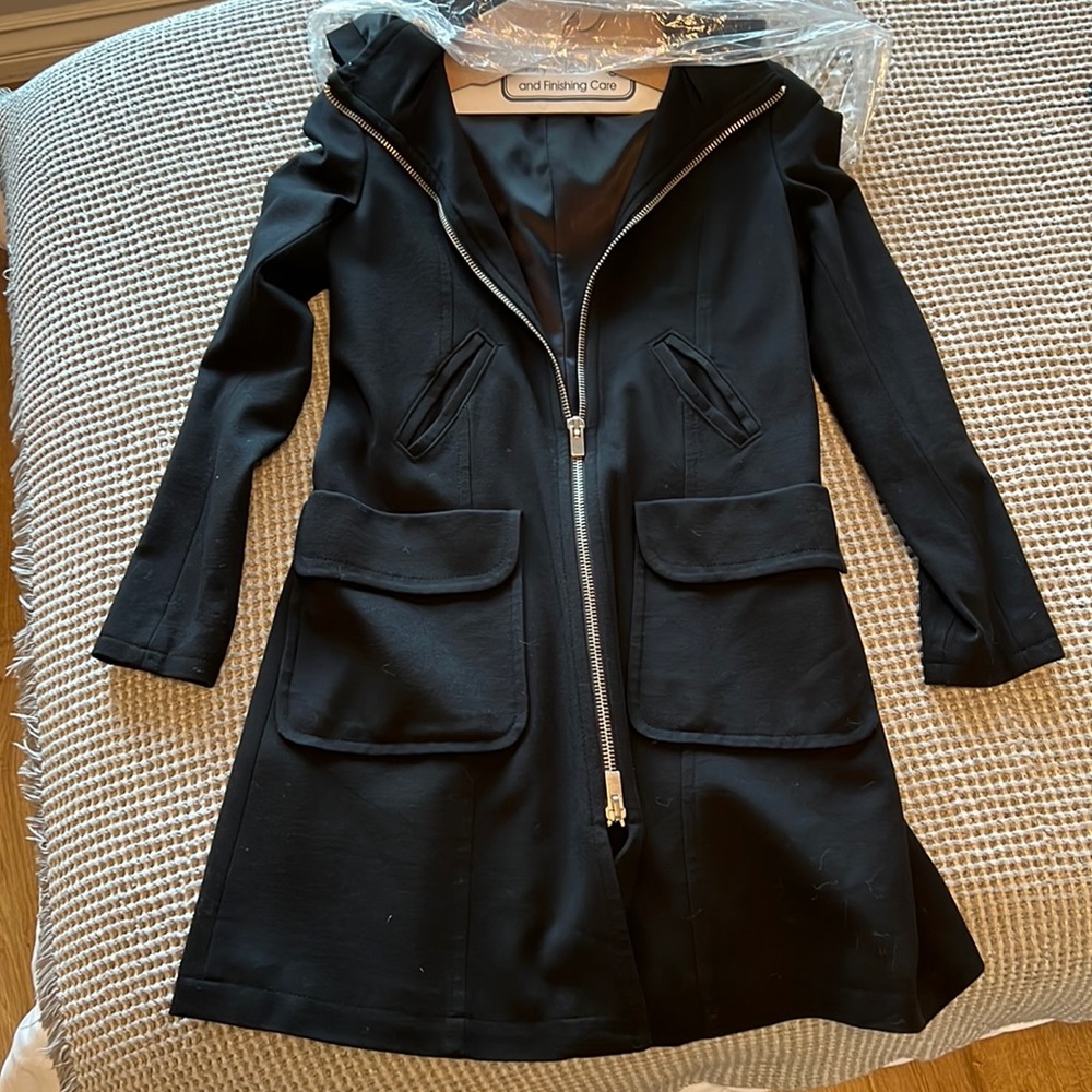 Black sleek theory coat
